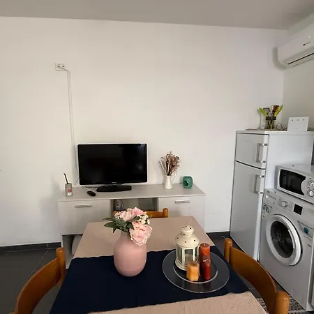 Oneglia House 度假居 *